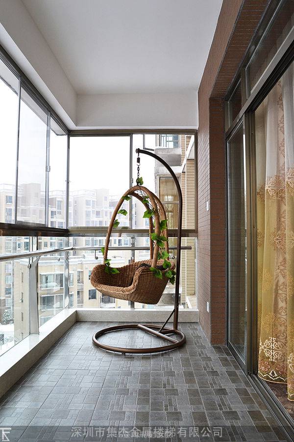 在深圳,你還在忍受這樣的鋁合金門窗嗎?即刻預(yù)約,一步幫你搞定